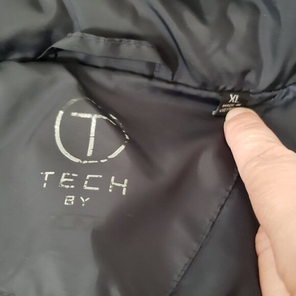 Tumi Tech Puffer Coat Quilted Hooded Polyester Pockets Black Mens XL - Picture 9 of 14
